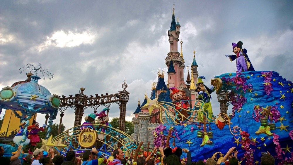 20th Anniversary Parade - Disneyland Paris